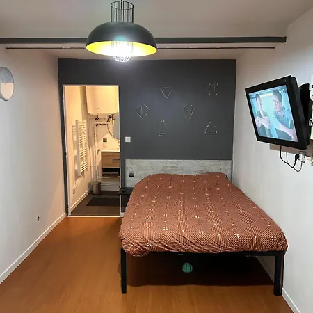 Centre-ville Rdc Appartement *