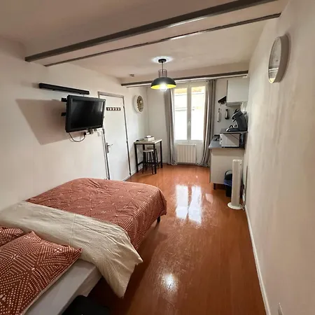 Centre-ville Rdc Apartment
