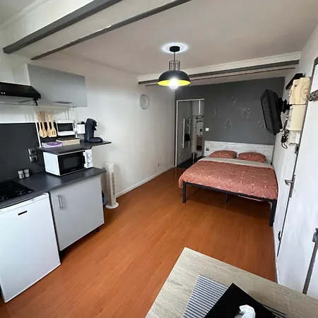 Centre-ville Rdc Apartment