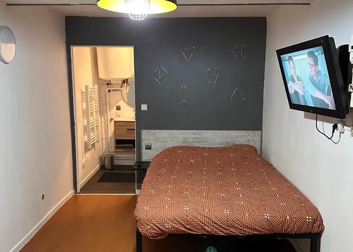 Centre-ville Rdc Apartment *